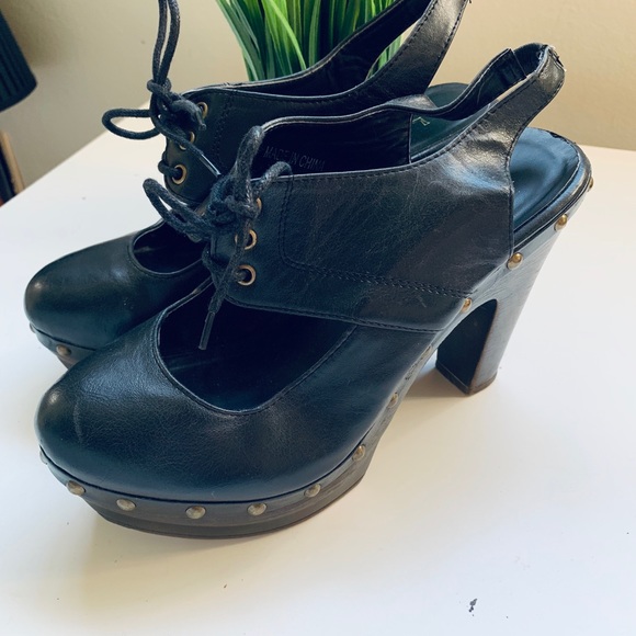 Shoes - Lace up Platform Shoes